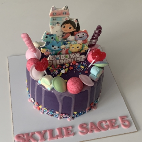 Gabby’s poppenhuis taart SKYLIE- SAGE