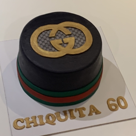 Gucci logo taart CHIQUITA