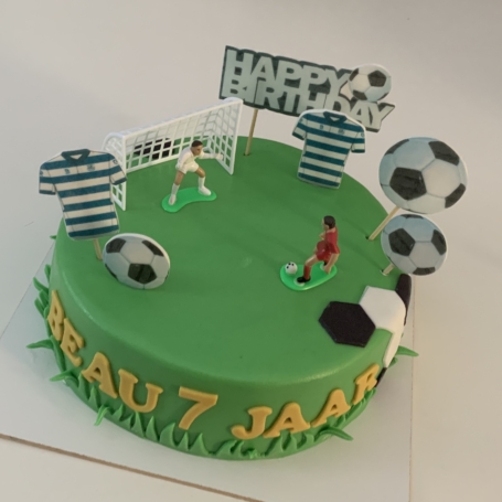 Xerxes voetbal taart BEAU