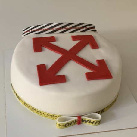 Off White taart