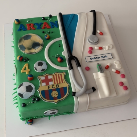 Combinatie taart voetbal en dokter